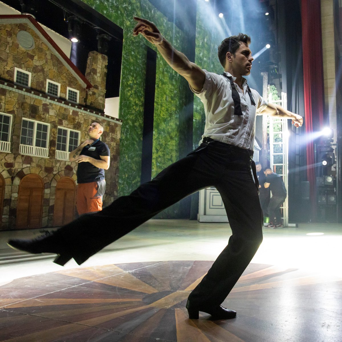 ¡BANG! #DirtyDancing llega hoy a Valencia. ¿Con quién vas a venir a vernos?
Pilla tu entrada YA ➡ bit.ly/36Q3LPl