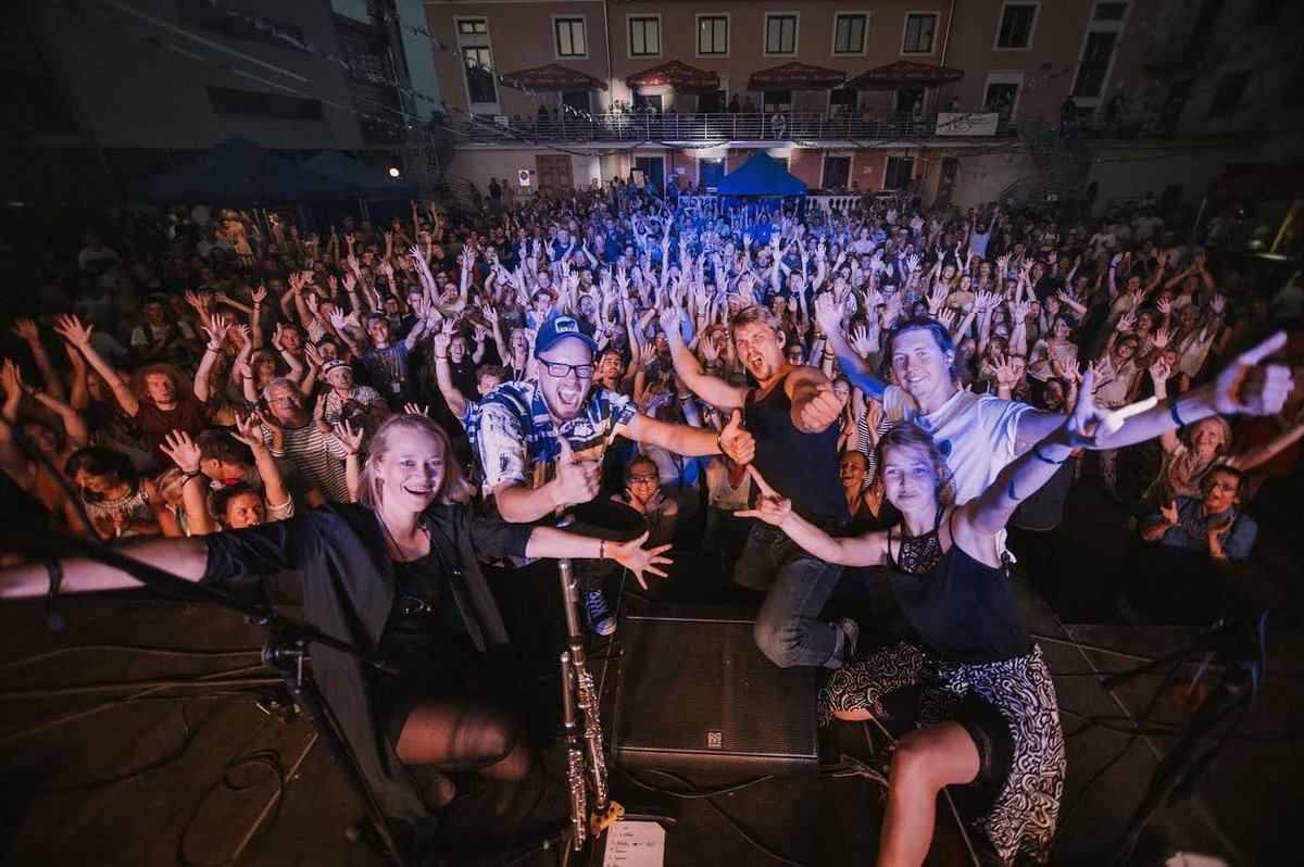 EstoMusicWeek's tweet image. ✨Our final #FolkFebruary artist feature: Black Bread Gone Mad ✨
70's rock meets world music meets folk. BBGM plays original compositions and their wild &amp;amp; energetic live performances remind you that music can be unbounded and absolutely unlimited. buff.ly/3abtdAq #EMW