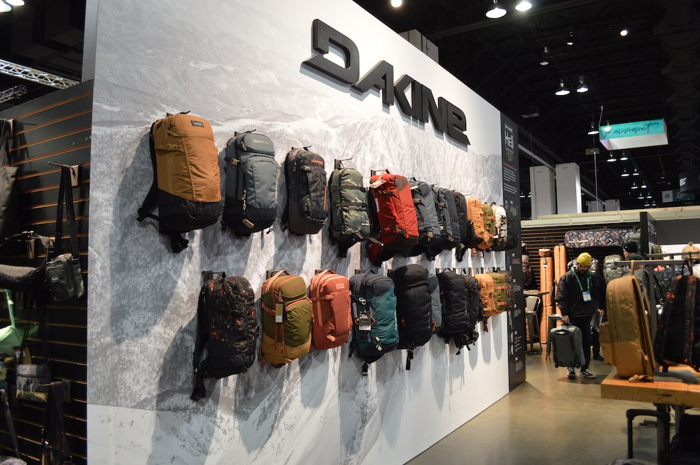 OldGuysRipToo's tweet photo. Since 1979 Dakine snow gear has evolved and continues to showcase stylish, highly functional outerwear, bags, gloves, and mittens in their 2021 line.
See the preview here: https://t.co/PpBxoYE7Ss
#dakinesnow #dakine #mitts #backpacks #outerwear #snowboarding #oldguysriptoo https://t.co/iqAo1UTq8V