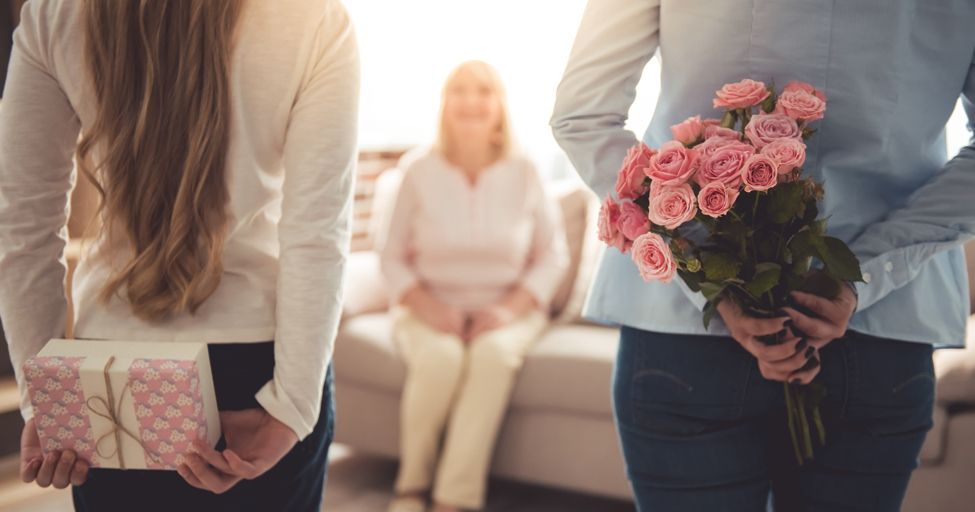 TillingtonHall's tweet photo. Are you looking for the right place to celebrate Mother’s Day?💕

Enjoy a delicious meal in our Bistro Restaurant on Sunday 22nd March. Lunch is served 12PM - 3PM and Dinner is served from 5PM - 9:30PM.

Find out more here: https://t.co/4j6hyekuXy https://t.co/QaskyaNYCe