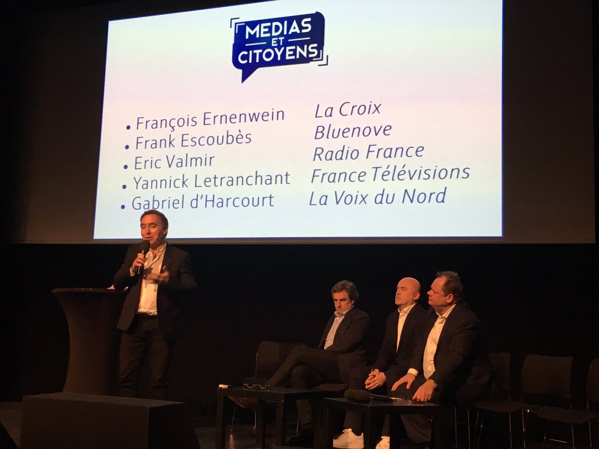 evedx's tweet photo. đłïž Soiree de la restitution de la consultation #Mediasetcitoyens pour renforcer le lien de confiance entre #mĂ©dias et citoyens animĂ©e par @LeaSalame en prĂ©sence des contributeurs et des mĂ©dias partenaires dont @Francetele et @radiofrance
#NotreTele #lien #confiance https://t.co/gAjfDyt5OK
