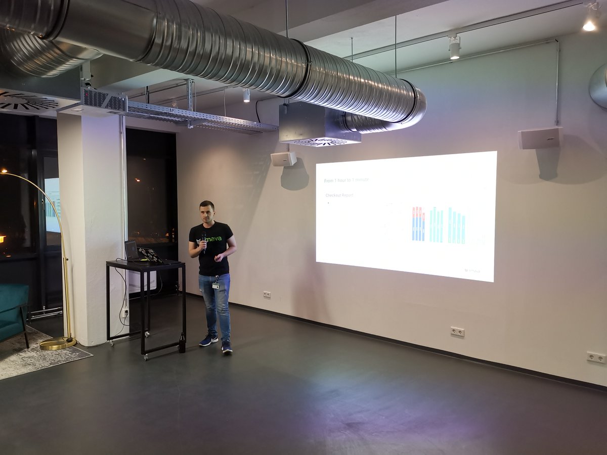 BerlinTug's tweet photo. Lots of #dataviz people here at our @BerlinTug February 2020 user group meetup!!

1) @smava presenting their experience w/ Tuning Tableau Extracts

2) Lennart Heuckendorf on using Hyper API to programmatically build/update Hyper extracts. HUGE!!

Join us: https://t.co/lBfomy4wH4 https://t.co/zRBx6KZ2Kh