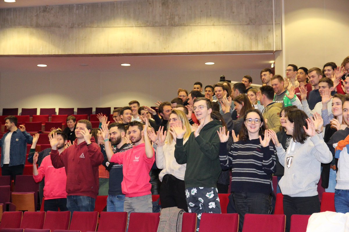 NEOMA Business School tweet media