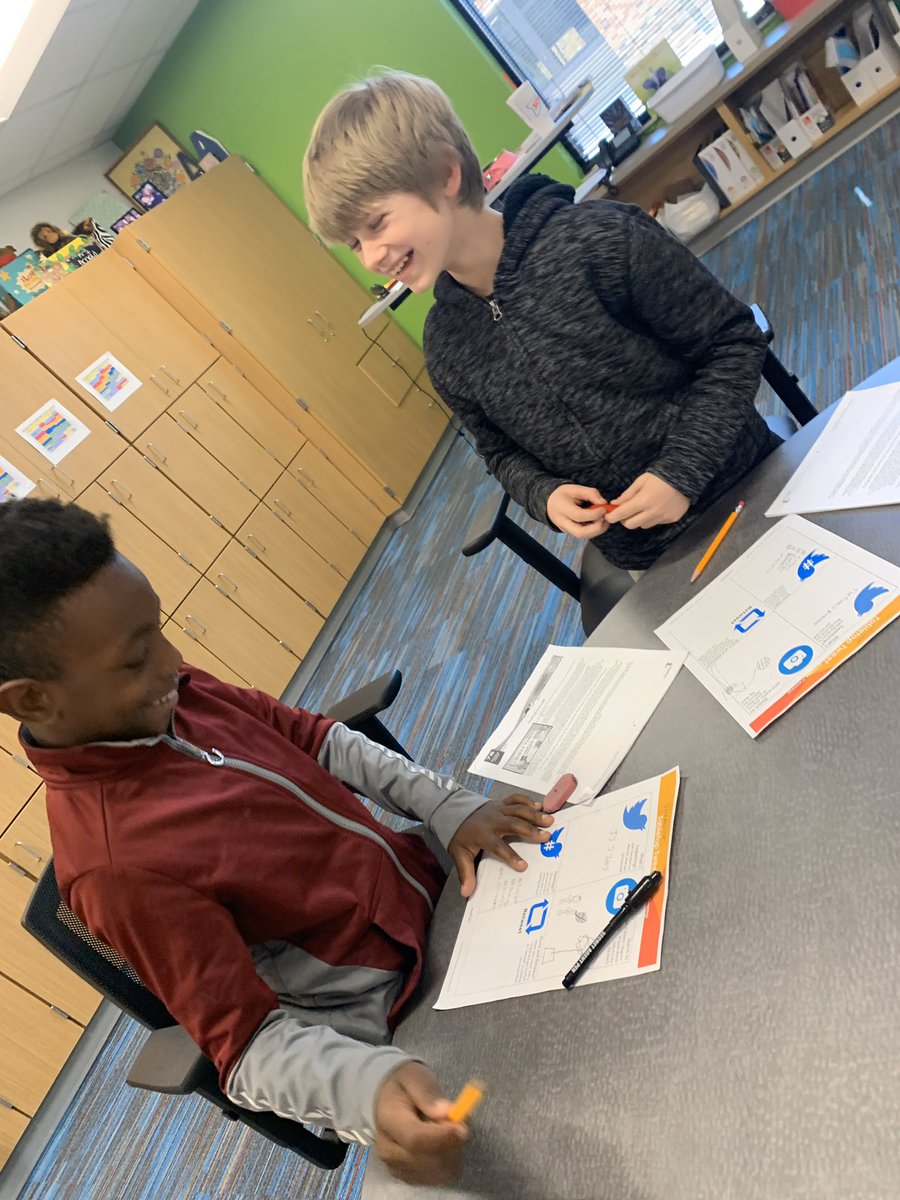 gabulosa's tweet photo. We communicate understanding of reading content by describing, sketching, and summarizing what we learned from the reading selection #lead4ward #tabletoptweet @Dobbs_Elem https://t.co/QvK6WU1k75