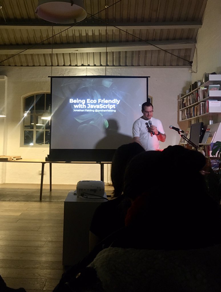 Had a great time tonight at #FrontEndLondon 😁 thanks <a href="/madebymany/">Made by Many</a> and to all 3 speakers who enlightened us with talks on eco-friendly #javascript, #productdesign &amp; managing #impostersyndrome in the tech industry  🙌