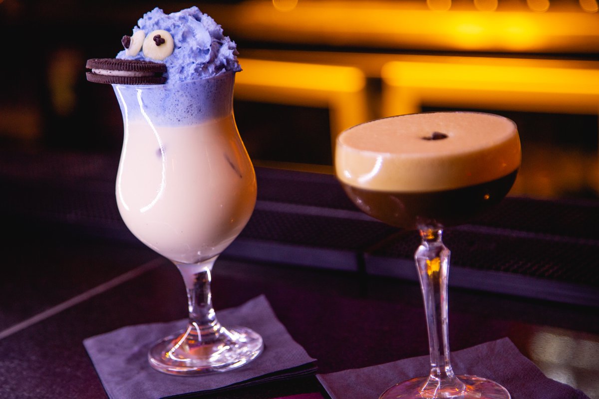 Thursday’s made even better at Jalou!❤️

Mix &amp; match cocktails with HALF PRICE💰😍 Enjoy your favourite CLASSIC or why not try something new?💯🥂

Resident DJ DJ Toots2lenofficial  is on set from 10pm 🎧 until 2am🙌🏻 playing your FAVOURITE RnB, Hip Hop &amp; dancehall tracks 🕺🏻✨