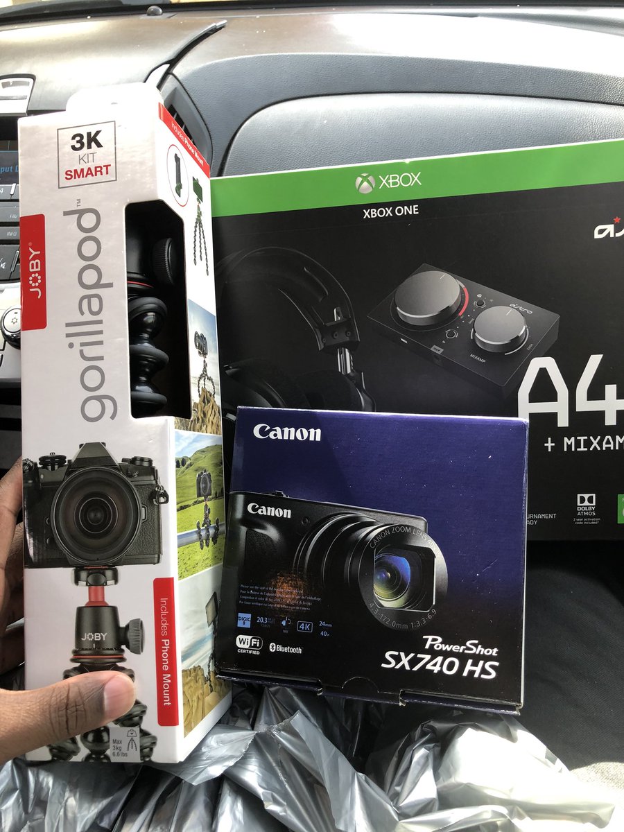 WNDayone's tweet photo. If yโall thought I was playing think again ๐ง๐ฎ๐ท #VloggerDay https://t.co/DVkqT9JAmc