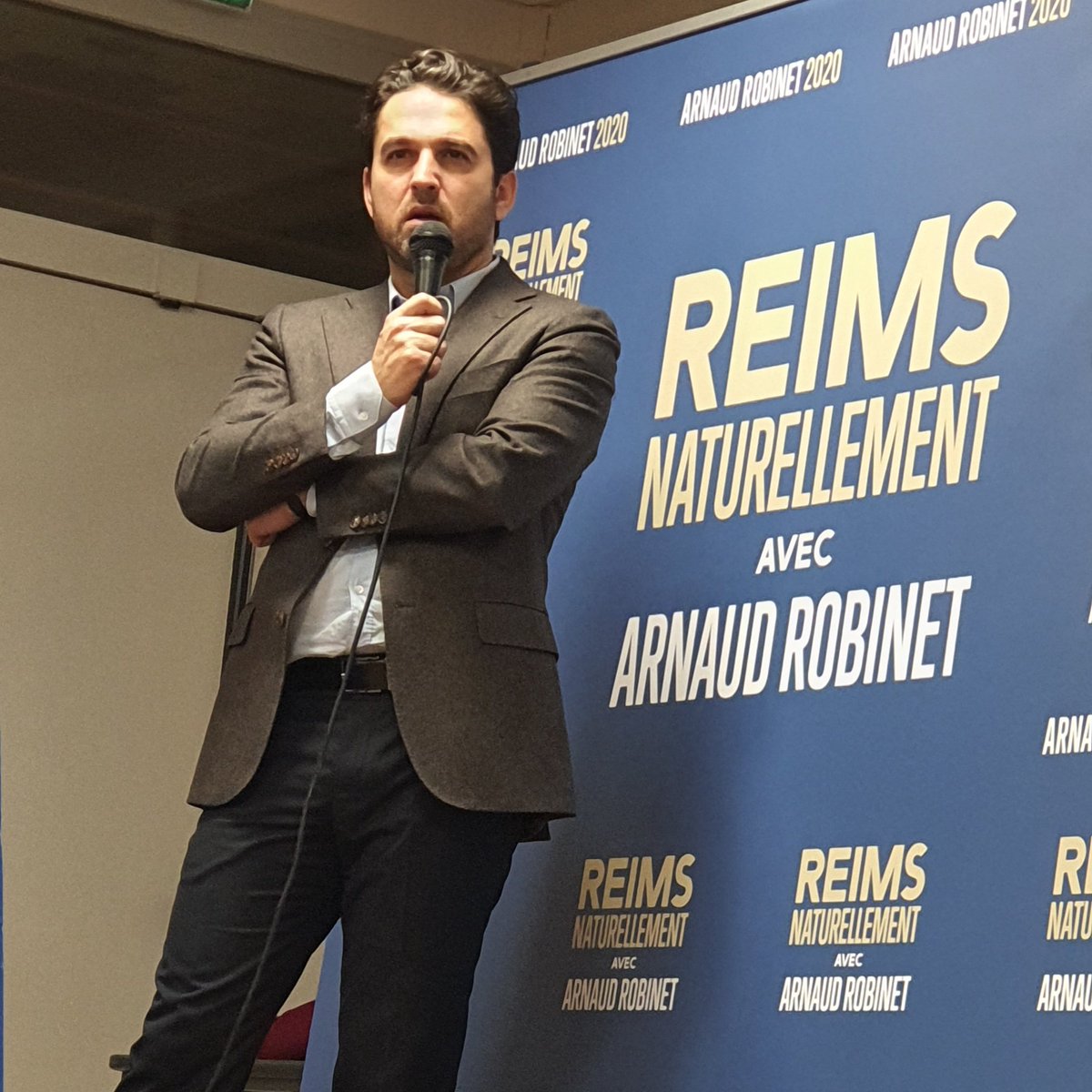 arnaud_robinet's tweet photo. #Murigny Encore une salle comble, Rémoises et Rémois au rendez-vous des réunions de proximité chaque semaine.
@ArnaudRobinet

#Reims 
#ArnaudRobinet2020
#ReimsNaturellement https://t.co/zDQgHOGCBY