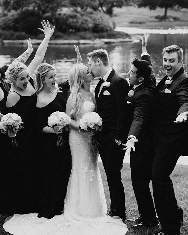 The Estate Chicago (@estate_chicago) on Twitter photo "How sweet it is to be loved by you" 🎶 - Marvin Gaye || Reception Venue + Catering: @estate_chicago | Photography: @lorenweddings | Florals: @fleurcouture | Cake: @thebakinginstitute | Dessert: <a href="/blackdoggelato/">Black Dog Gelato</a> | DJ: Monastero Entertainment | Photo Bo… ift.tt/398ePJd "How sweet it is to be loved by you" 🎶 - Marvin Gaye || Reception Venue + Catering: @estate_chicago | Photography: @lorenweddings | Florals: @fleurcouture | Cake: @thebakinginstitute | Dessert: <a href="/blackdoggelato/">Black Dog Gelato</a> | DJ: Monastero Entertainment | Photo Bo… ift.tt/398ePJd