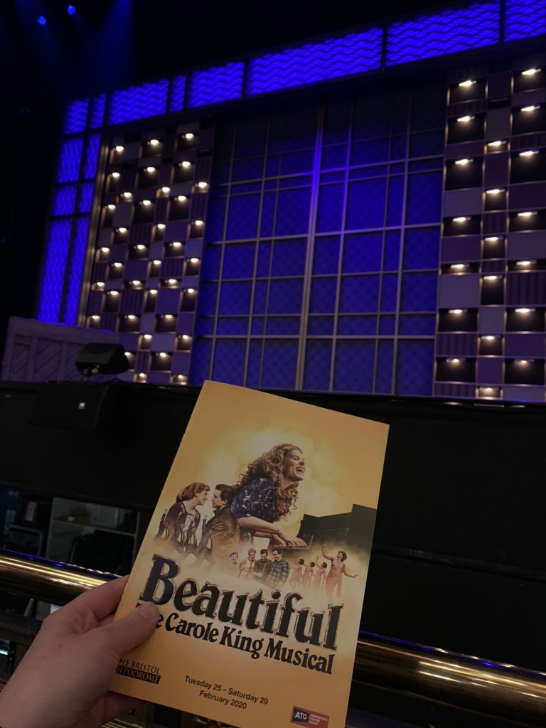 This show really does live up to its name. A spontaneous solo trip to see @BeautifulUKTour this afternoon and it was just dreamy. ✨💛