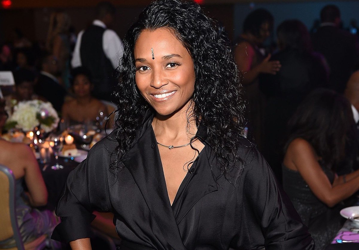 TLC_1992's tweet photo. Happy Birthday 🎁🎂🎊🎈🎉 to this beautiful soul God created @officialchilli #Chilli #HappyBirthdayChilli https://t.co/mVnjb3y4Tn