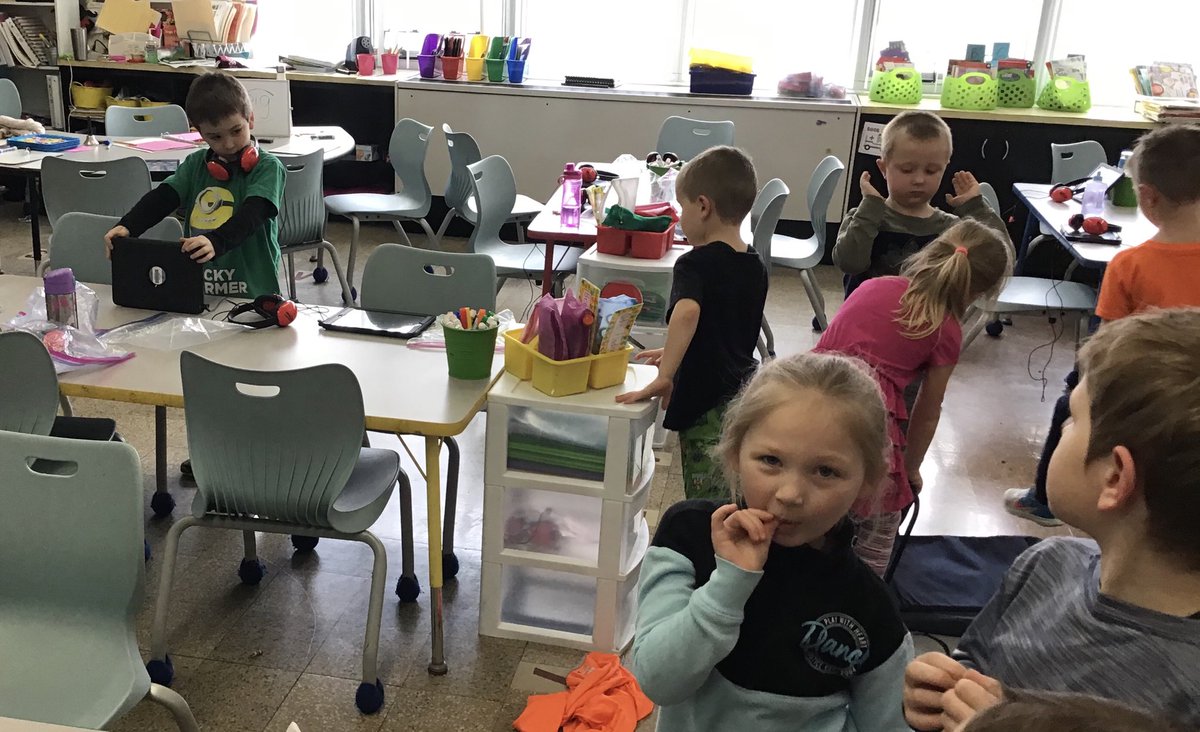 debjonesdean's tweet photo. Heading to Music but this little guy can’t tear himself away from@codesparkapp and The Foos! ⁦@milton_east_way⁩ #miltonpride #Kindergartencoding https://t.co/3zKcQspOaD