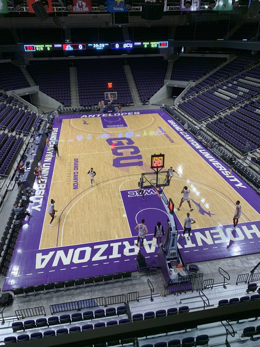 EdPosaski's tweet image. ⁦@NMStateMBB⁩ getting ready to battle ⁦@GCU_MBB⁩ tonight in Phoenix.  Looking forward to seeing ⁦@NMStateAggies⁩ Nation show up to cheer on ⁦the ⁦@WACsports⁩ regular season champs!  #AggieUp