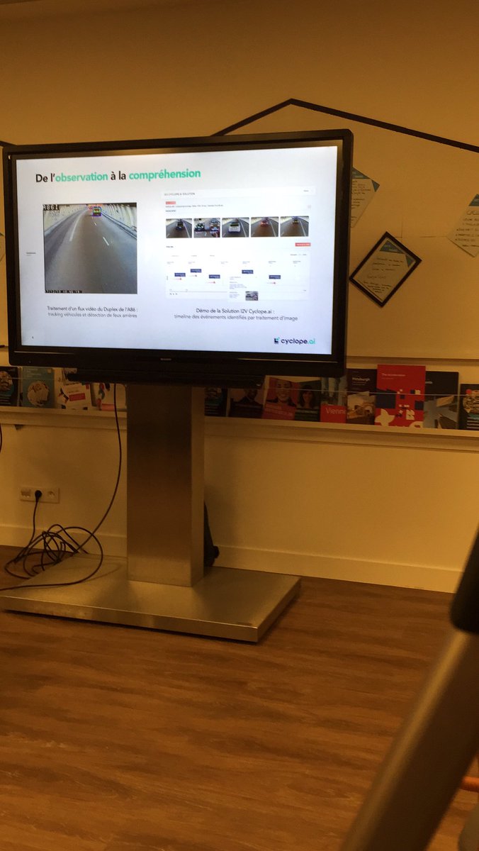 Meetup voiture connectée et autonome  <a href="/VINCIAutoroutes/">VINCI Autoroutes</a> à propos de la voiture autonome et de l’infrastructure intelligente : « on sera ravi d’avoir la 5G mais pour l’instant on fait sans ».