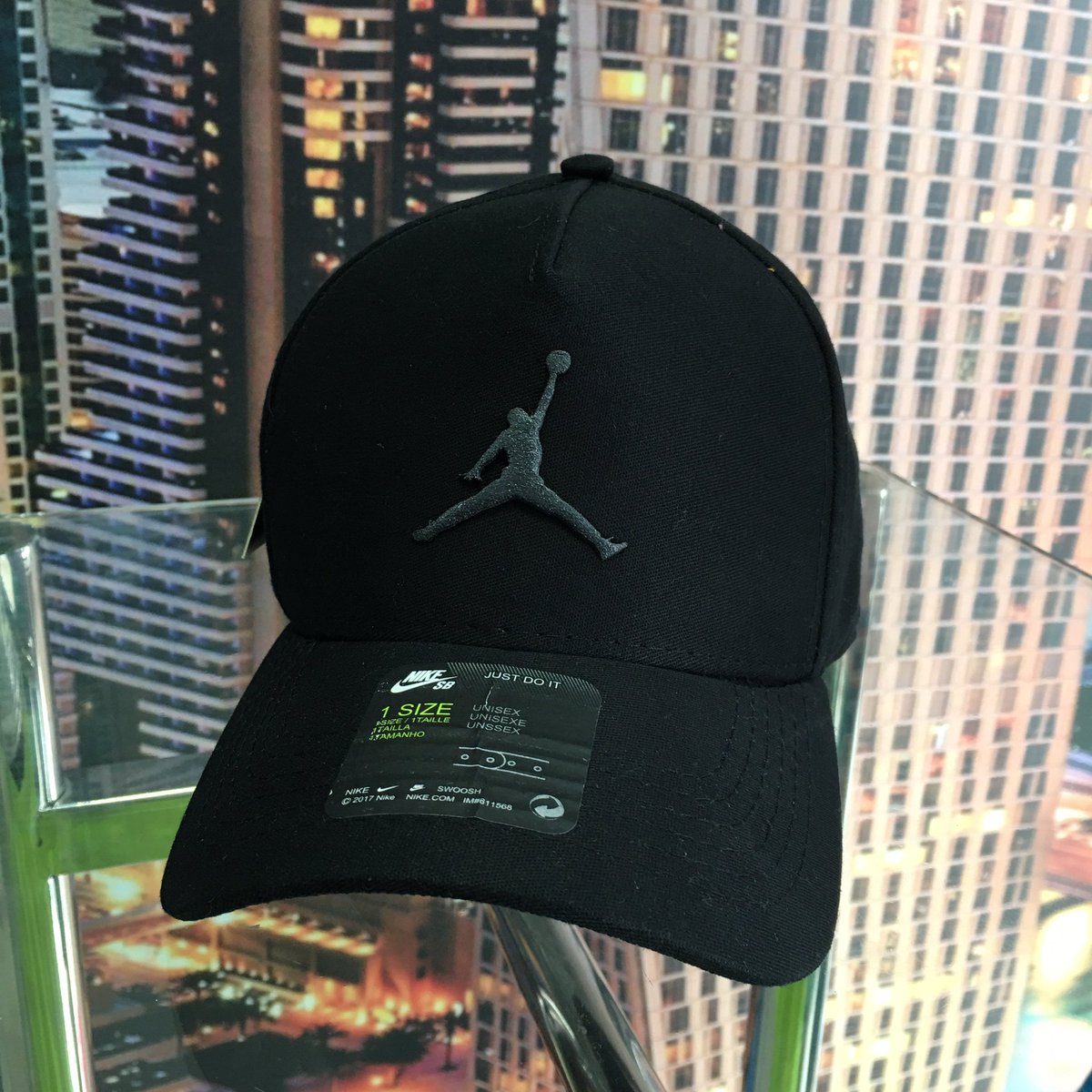 th_imports's tweet photo. Chegou RAJADÃO de Cap’s !!!
#Analisaí 😎🔥👊🏻
Varejo 34,99
Atacado 24,99 cada ( 10 pçs )
Entregamos em estações de metrô dependendo do local,Enviamos para todo o Brasil 🇧🇷 
📲 21 96413-9682 https://t.co/QqbpMB0Lis