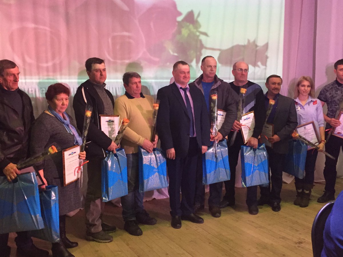 Сегодня состоялось расширенное заседание Собрания  представителей с.п. Сухая Вязовка. Был заслушан отчёт главы о проделанной работе за 2019 год. Жителями были заданы интересующие вопросы #Волжскийрайон #СухаяВязовка