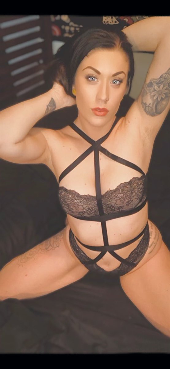 naughtyalex326💋 (@luvme_4ever) on Twitter photo 