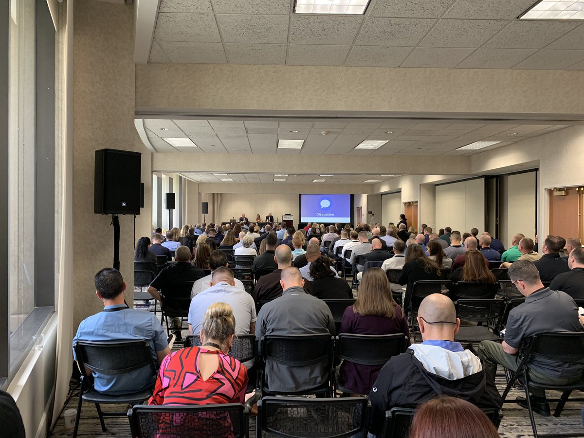 Packed house for Post-Incident Care: Effective Response to Officer Trauma Exposure this afternoon at @TheIACP #OSW2020