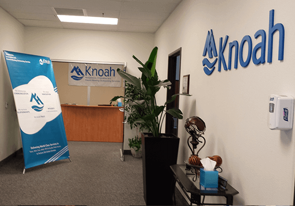 ilabcollective's tweet photo. @24-7Intouch has acquired @Knoah Solutions (BPO/call-center tech). The acquisition will expand Latin American footprint with a 900-seat site in #Honduras and more capacity in #Guatemala. #intouch #knoah More news at https://t.co/8cUHfx58tG https://t.co/jcuqAkJVZ0