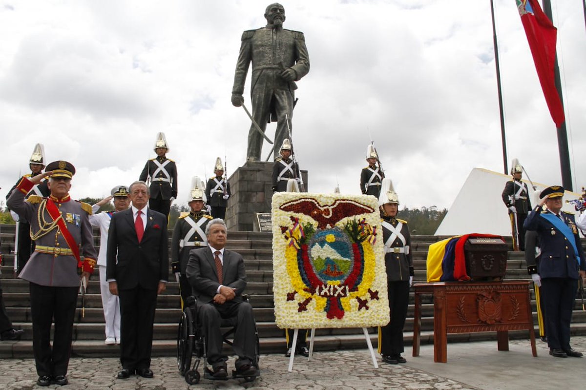 Lenín Moreno tweet media