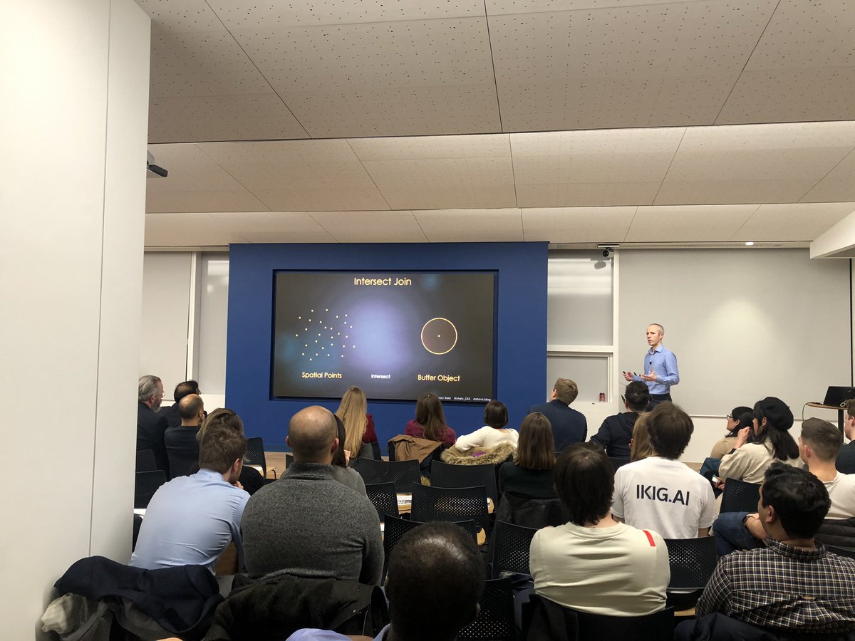sarahlovesdata's tweet photo. Next up at #LondonTUG we have @Marc_DS5 talking about 2020.1, specifically buffer calcs &amp; animations! Really impressive content! #Tableau https://t.co/iqHdVp8R5T