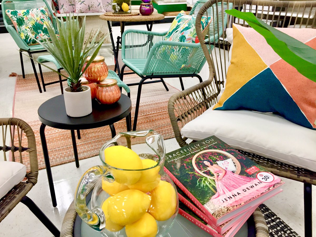 TargetVM_Philly's tweet image. Spring has sprung! Come shop at Target South Philadelphia for all your patio furniture! #southphilly #spring2020 #philadelphia #patio #target #wearetarget #worksomewhereyoulove #1443 #springdecor #homedecor #instyle