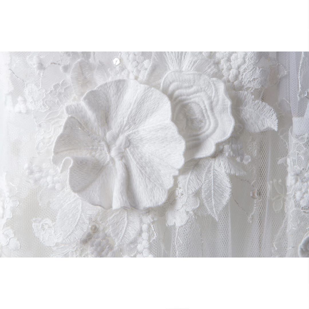 Let’s start a new, unique story. Know that your Trista gown would be the only one of it’s kind. Book your appointment via DM to see our exclusive #TristaBridal collection! 🌿🍃 #Trista 📷: María José Zugarramurdi