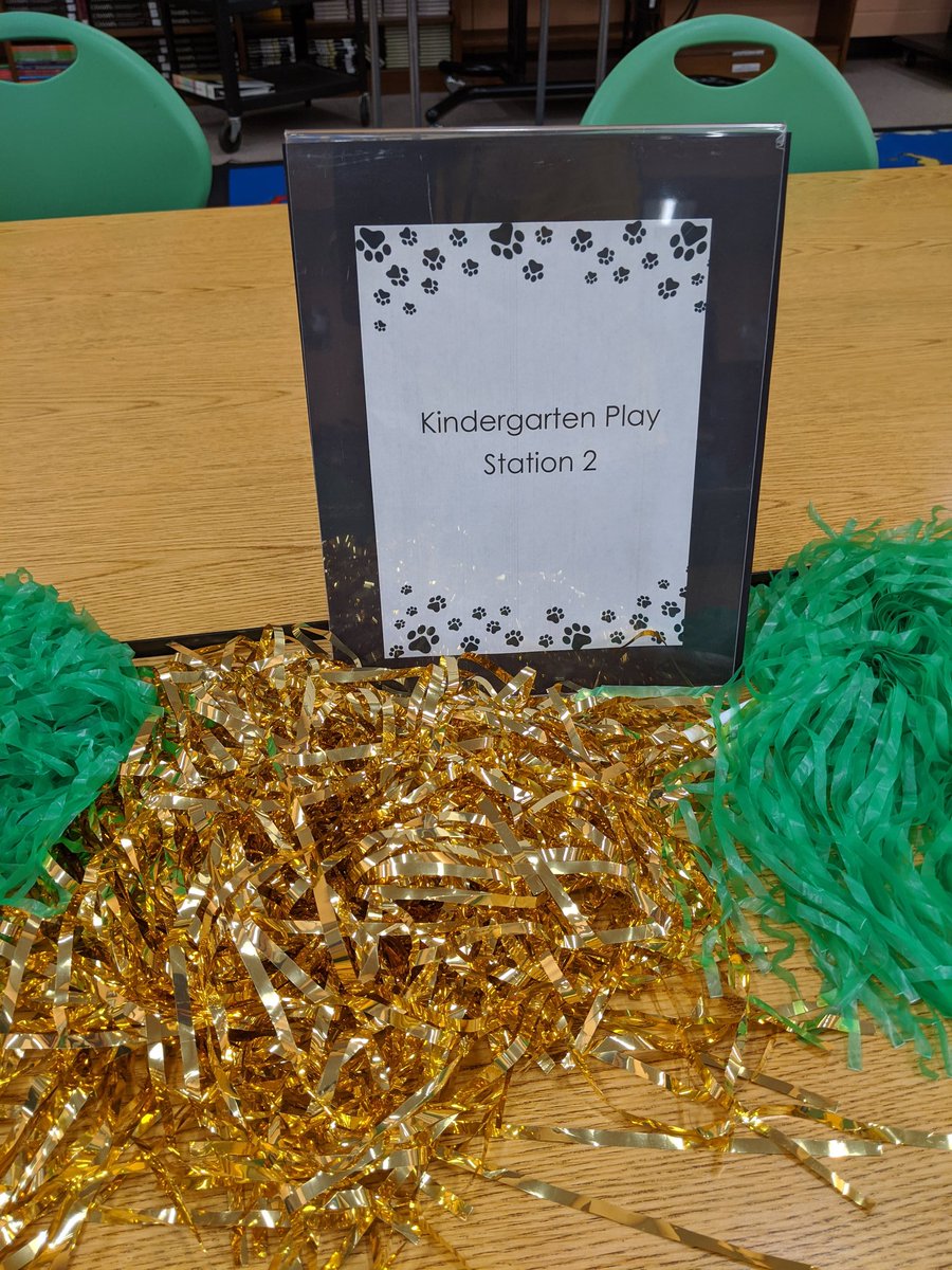 KgturnerErlyLnr's tweet photo. Stop 6 @ForestPark_ES and they really had it going on! So welcoming and fun for incoming families with a strategic family night starting soon so more families will be coming by. @ReadyFreddyWSFC @KBendheim #C2Kwsfcs https://t.co/BbpwYpNvoS