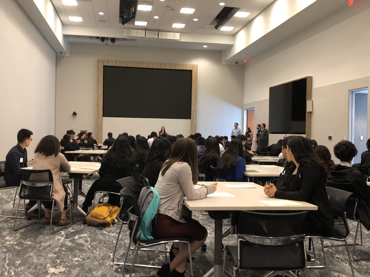 The Capital One Work Site Tour for Juniors of all the academies in Skyline and other DISD High Schools. Students got the chance to practice their elevator speech and interview skills!