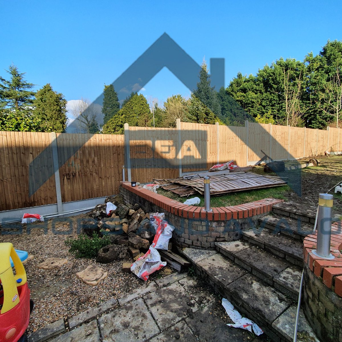 BiishopsA's tweet photo. Day 2 of a 17 bay fencing job and we are nearly there. 
Job completion picture will be posted tomorrow so keep your eye out for the finished product. https://t.co/8NgOpYGrGw