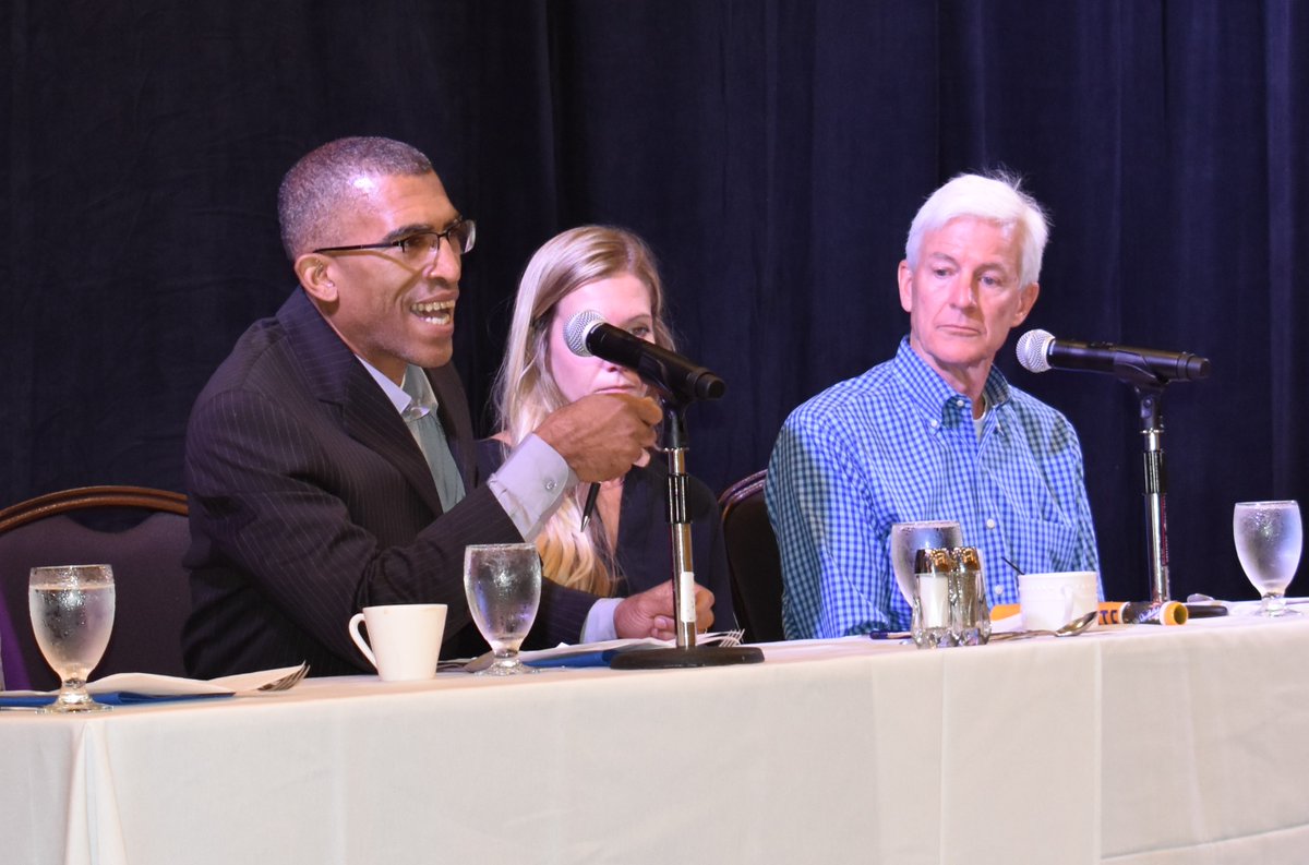 Drumroll please!

2020 Community Voice winner is <a href="/NAACPEugSpfld/">NAACP Eugene/Springfield</a> Pres. Eric Richardson! Every year we give this award to someone who speaks their truth &amp; advocates on behalf of individuals/issues in the comm. Join us 3/18 @ Comm. Celebration register @ unitedwaylane.org/celebration.