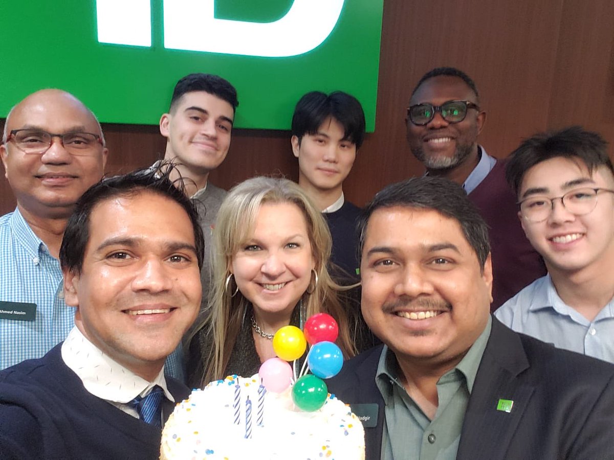 TinaCoppola_TD's tweet photo. Happy Birthday Saurabh ! All the best. #justmeandtheboystoday #birthdaycake #tdfam #happybirthday #bestwishes https://t.co/56XzAuUB1D