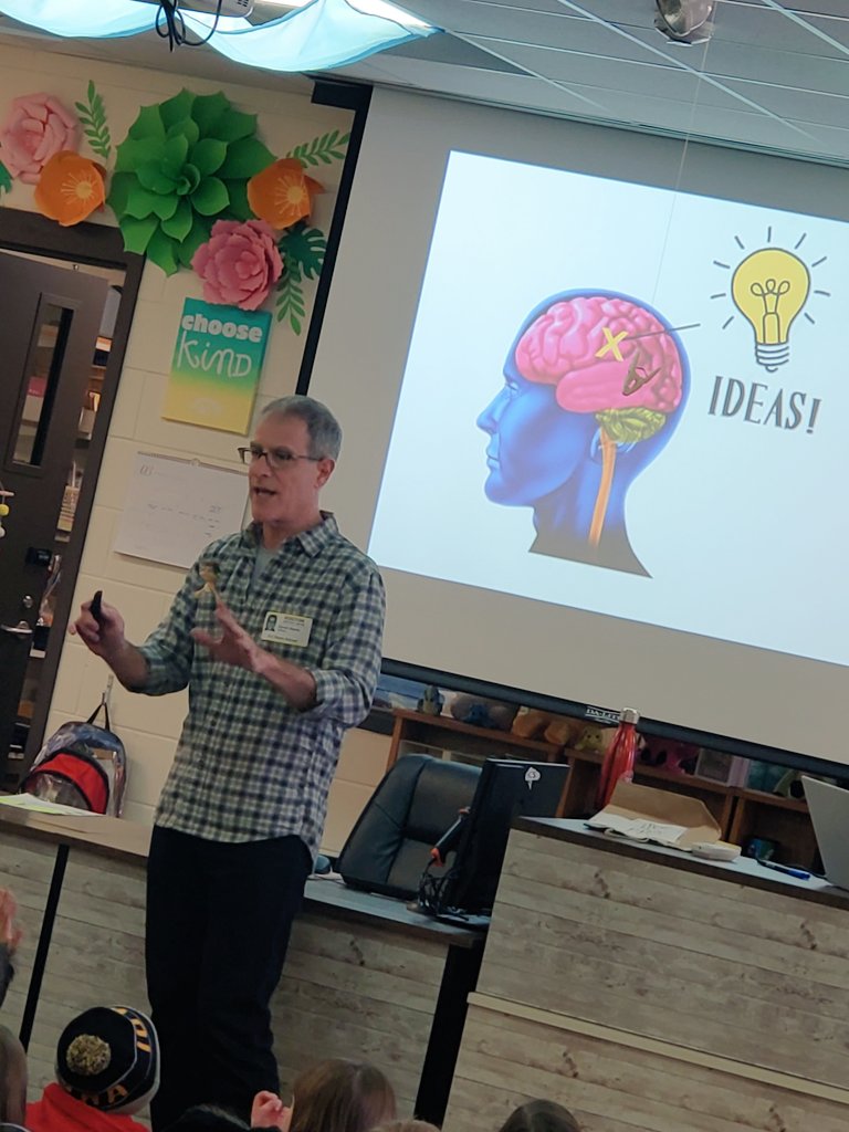 HCStormSchool's tweet image. Where do real authors get their writing ideas? #LearningFromExperts