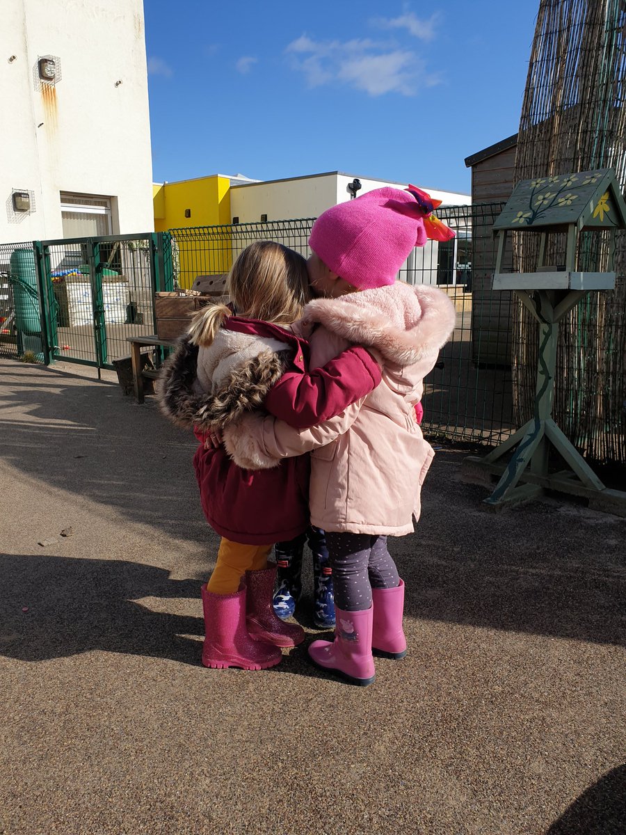 friockheimpg's tweet photo. It's a group hug kinda Friday!
Teaching our younger generations to be there for each other in the simplest of ways.β€
#friockpg https://t.co/8S7yRM4Usx
