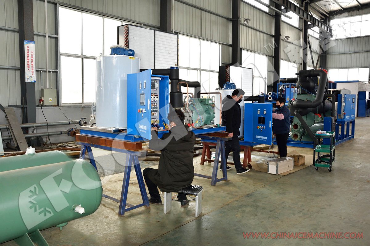 emonum328's tweet image. #FOCUSUN new #3ton_flake_ice_machine, stainless steel inside and outside material evaporator, with air cooling condenser for easy maintaining, flakes with size about 40*40mm, and 1.5~2.5mm thickness~

#blockicemaker

#tubeicemachine

#iceblock

#iceplant