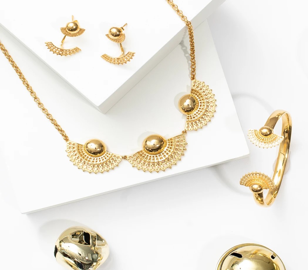 Meet the #Ethiopian startup selling #African jewellery to the world disrupt-africa.com/2020/03/meet-t…  Yenaé, launched by Felekech Biratu &amp; Seble Alemayehu, is building a fashion jewellery brand that offers culturally curated and African-inspired collections to customers all over the world