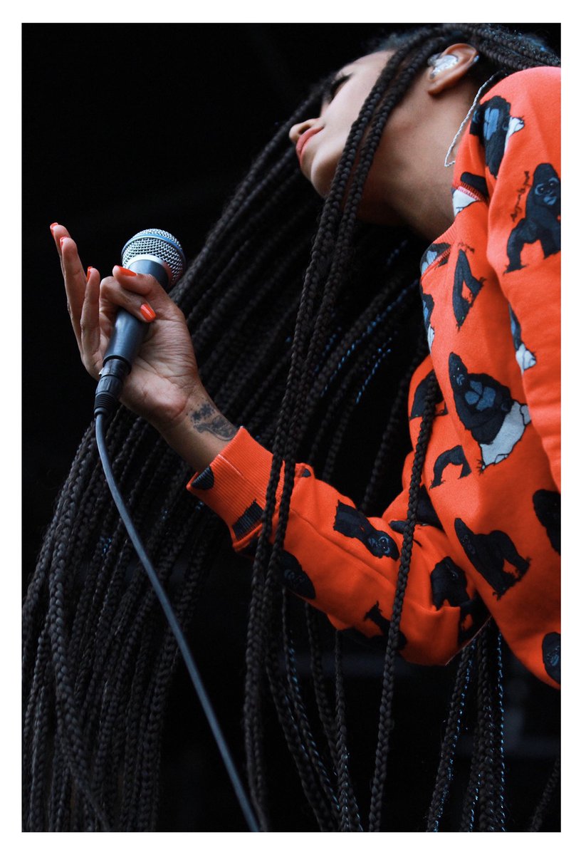 helenmurraypix's tweet photo. Throwback. SOLANGE shot at The xx Night + Day Festival at Hatfield House 2013
#solange #solangeknowles #thexx #nightanddaytour #hatfieldhouse #gig #gigphotography #livemusic #musicportrait #saintrecords @solangeknowles @the_xx @HatfieldHouse1 https://t.co/Ym0KKg4HZx
