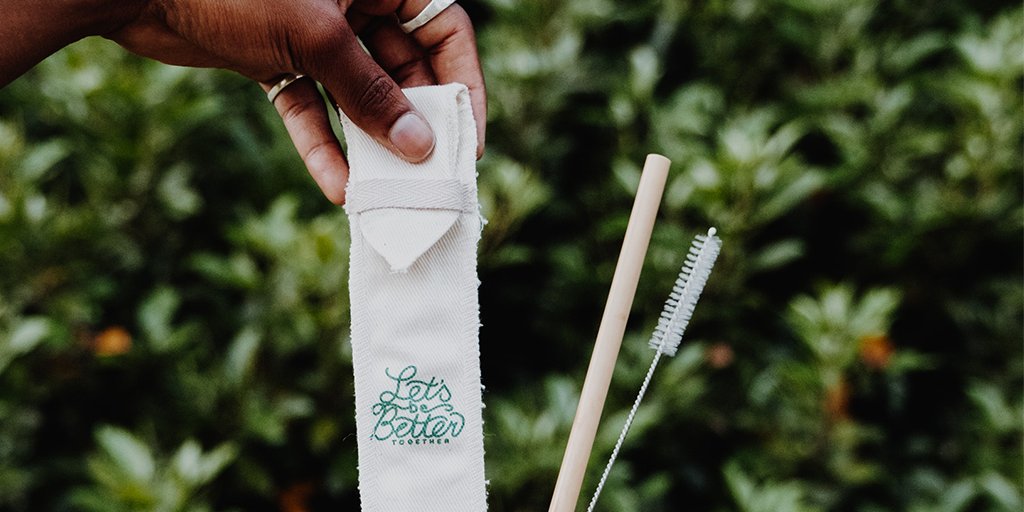 vidaecaffe's tweet photo. Saving the environment has never been easier with our reusable bamboo straw. Available for R49 each and comes with a pouch and cleaning wand. #vidaemundo https://t.co/LyFliYoSMC