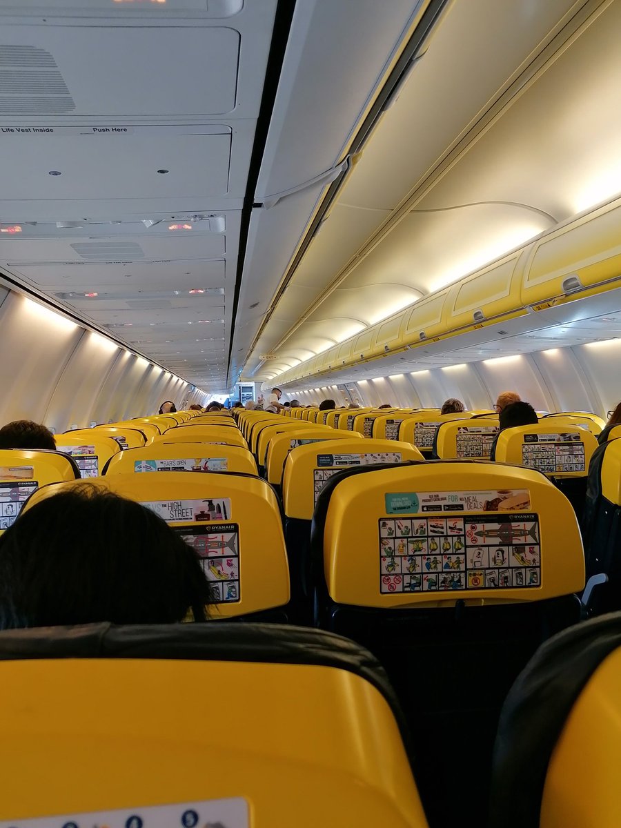#Ryanair flight from #rome #italy was pretty quiet yesterday. Scanned for our temperature when arriving in #rome, staff wearing gloves and face masks but when arriving back #manchesterairport no checks just walked right through.
#CoronavirusOutbreak #COVID19 #CoronavirusPandemic