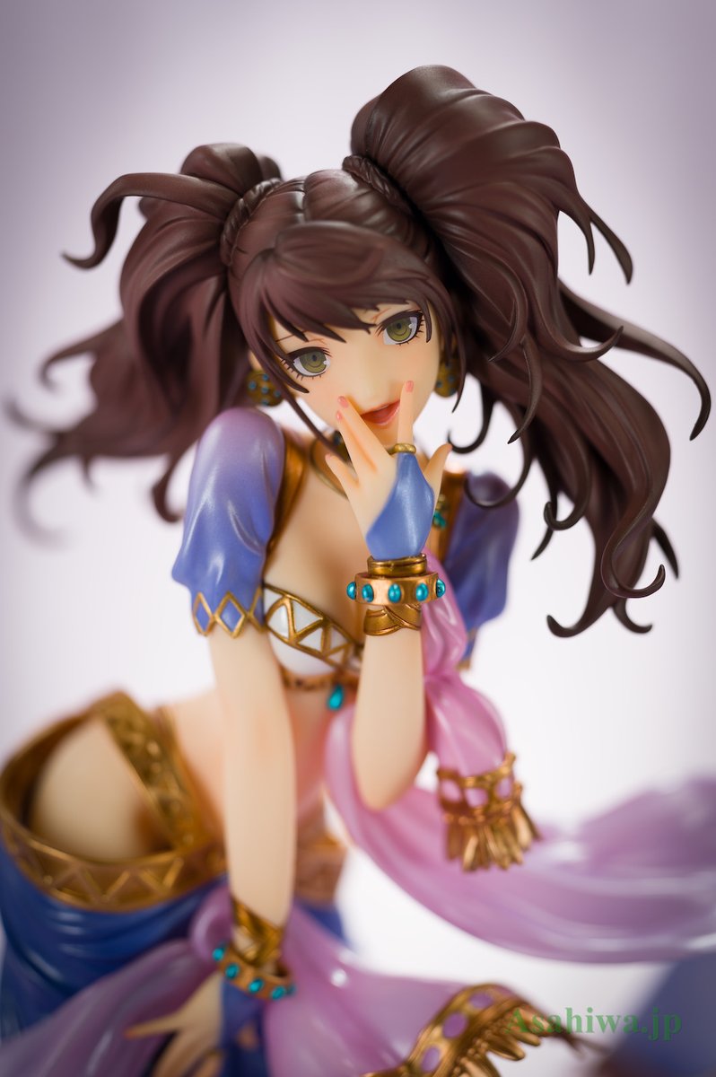 82%OFF!】 アクアマリン 1 8 ペルソナ4 久慈川りせ アラビアンアーマー