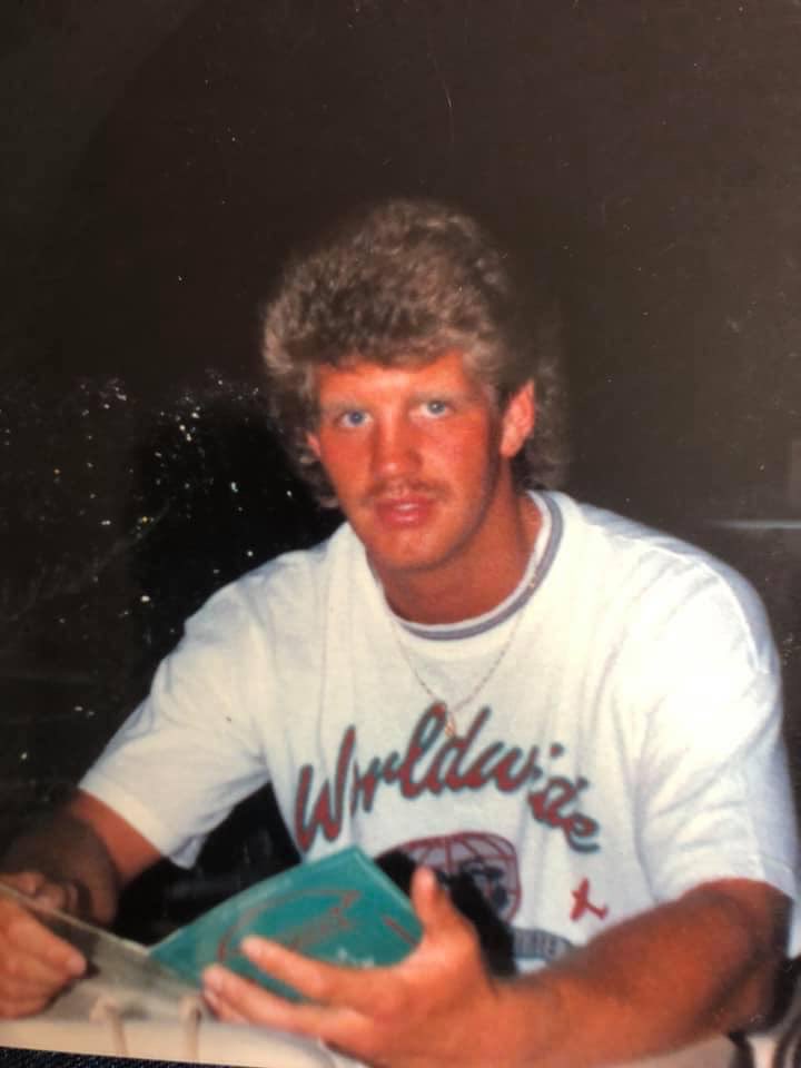 _LucasjLowe's tweet photo. My Dads 1st Birthday up in heaven today ♥️ https://t.co/vyWqAXIequ