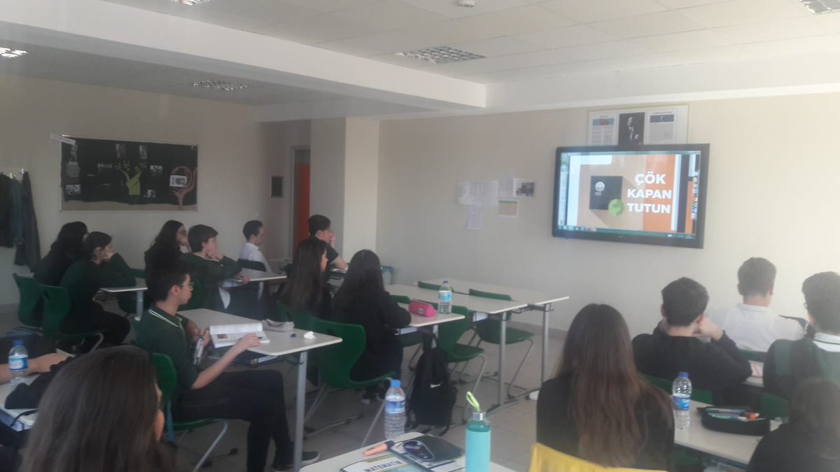 EyupLise's tweet photo. Özel Eyüp Doğa Anadolu Lisesi olarak öğrencilerimizin deprem konusunda bilinmesi gereken detayları  öğrenmeleri için bilgilendirmeler yapılmıştır. @serozeren @nazli10er @SibelIzgiman https://t.co/AaNvNRJQbk