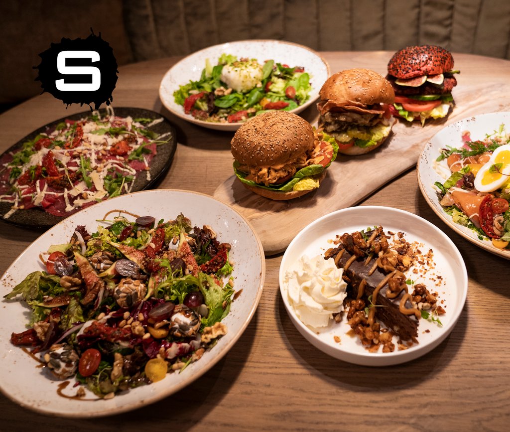 Smulfans laat je horen! 🙌 Wij zijn benieuwd: wat zijn de toppers op onze kaart? En met welke nieuwe gerechten maken wij jou heel gelukkig? Laat jouw suggesties achter in de reacties en wieweet kun je ze binnenkort komen proeven 😉