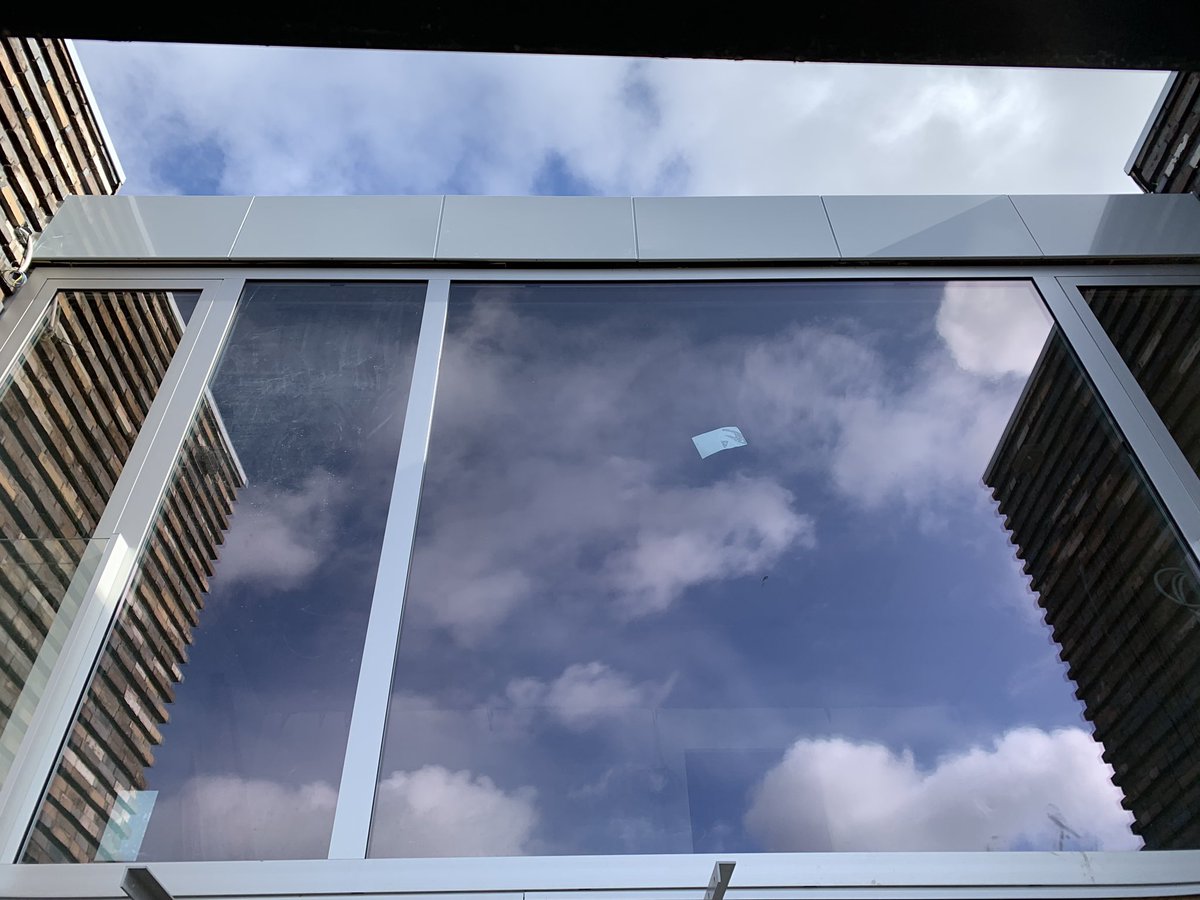 CLooij's tweet photo. Het Balkon Maassluis: 
Boulevardwoningen komen ook weer uit de steigers!! 
 #waal #bpd #zwaan #zwitser #driessens #euroaluminium #partners. https://t.co/7rU0rQuGGI