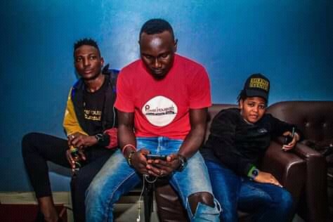 deejaynaziz1's tweet photo. #powerhousedjs 
#djnaziz
#kabaletour https://t.co/FXkoZOvbZE