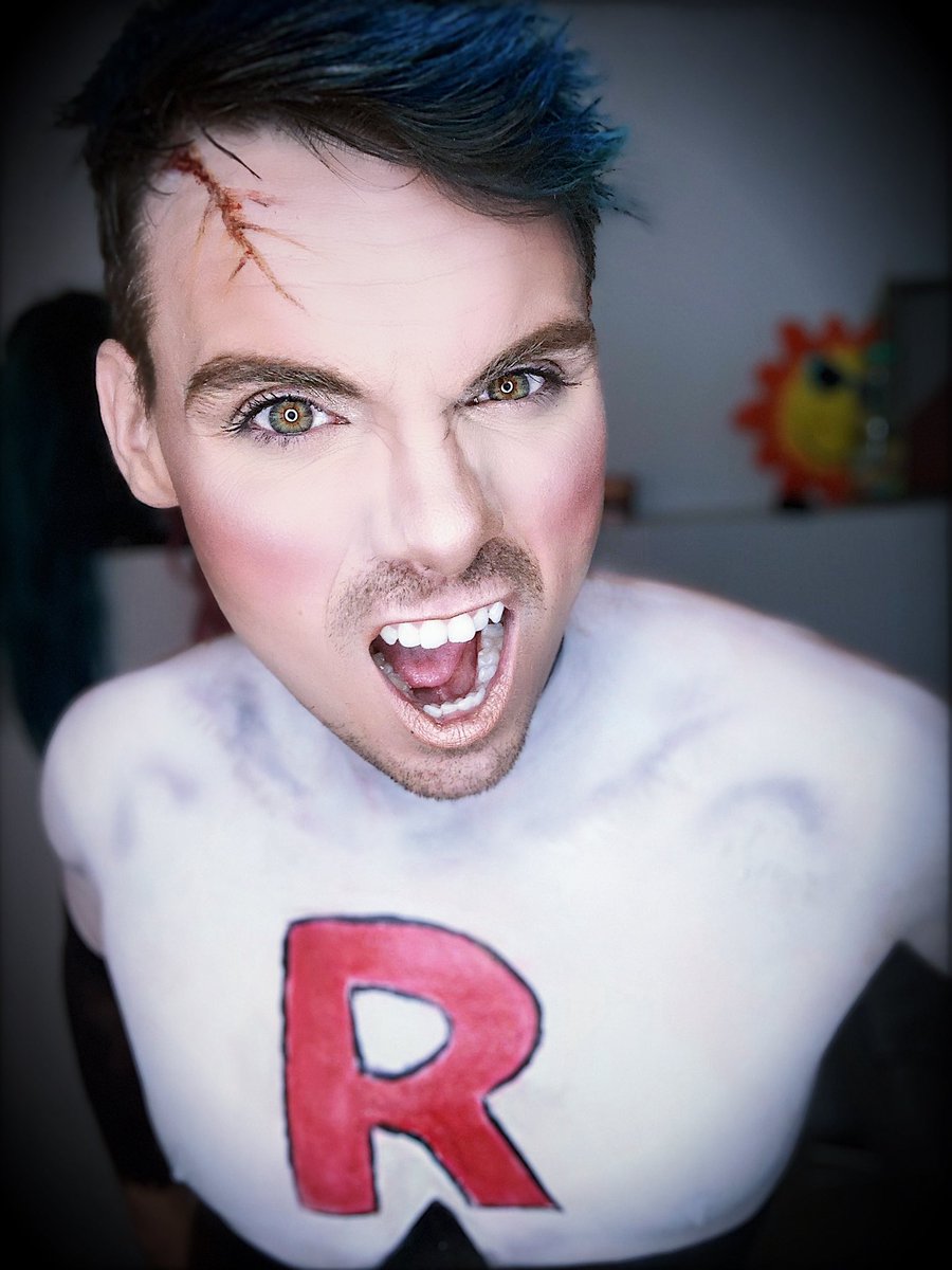 shanerideout's tweet photo. Me and @makeupmomma7419 are now team rocket! @LauraMercier tinted moisturizer &amp; caviar sticks @JeffreeStar @shanedawson conspiracy palette @GerardCosmetics @HYIMJEN between the sheets lipstick &amp; Lucy star powder @milkmakeup werk blush @HourglassMakeup ambient palette #teamrocket https://t.co/LnHRVCPPKf