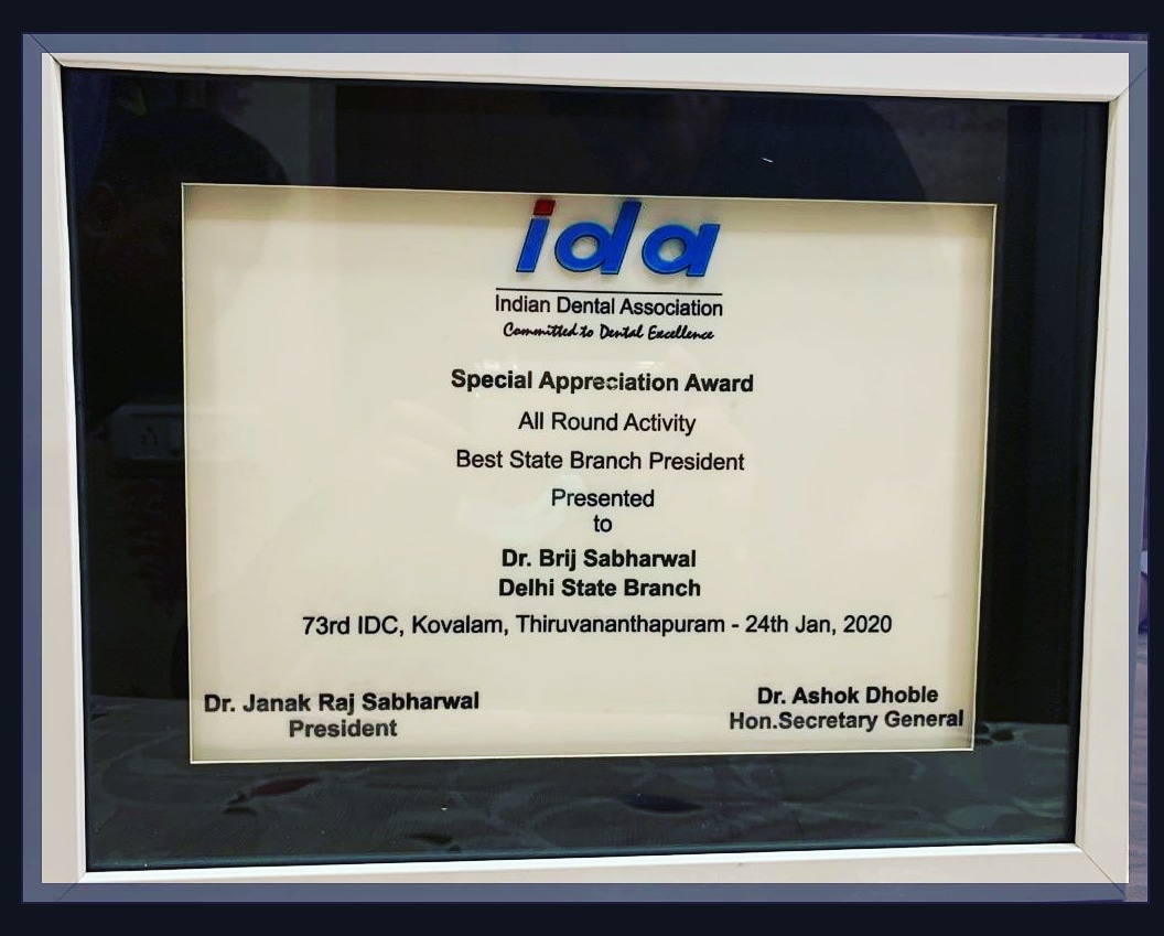 SabherwalClinic's tweet photo. Dr. Brij Sabherwal, was awarded the Best State Branch President for the Best All - round Activity, at Triuvananthapuram by the Indian Dental Association.

#indiandentalassociation
#sabherwaldentalclinic #dental #dentist #dentistry #dentista #dentalcare #oralhealth #dentalclinic https://t.co/RAXNPgQMnR