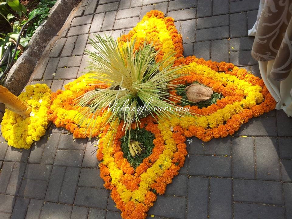 meltingflowers's tweet photo. Sunshine Themed Decor For Outdoor Wedding Venues. Contact us For Decorating Your Wedding Or #Events Across South India.
https://t.co/4w5209MwMU
#SunshineThemed #MarigoldDecoration #MarigoldTheme #MandapDecoration #StageDecoration #WeddingStage #ReceptionStage #EntranceDecoration https://t.co/1eEctfnyP7