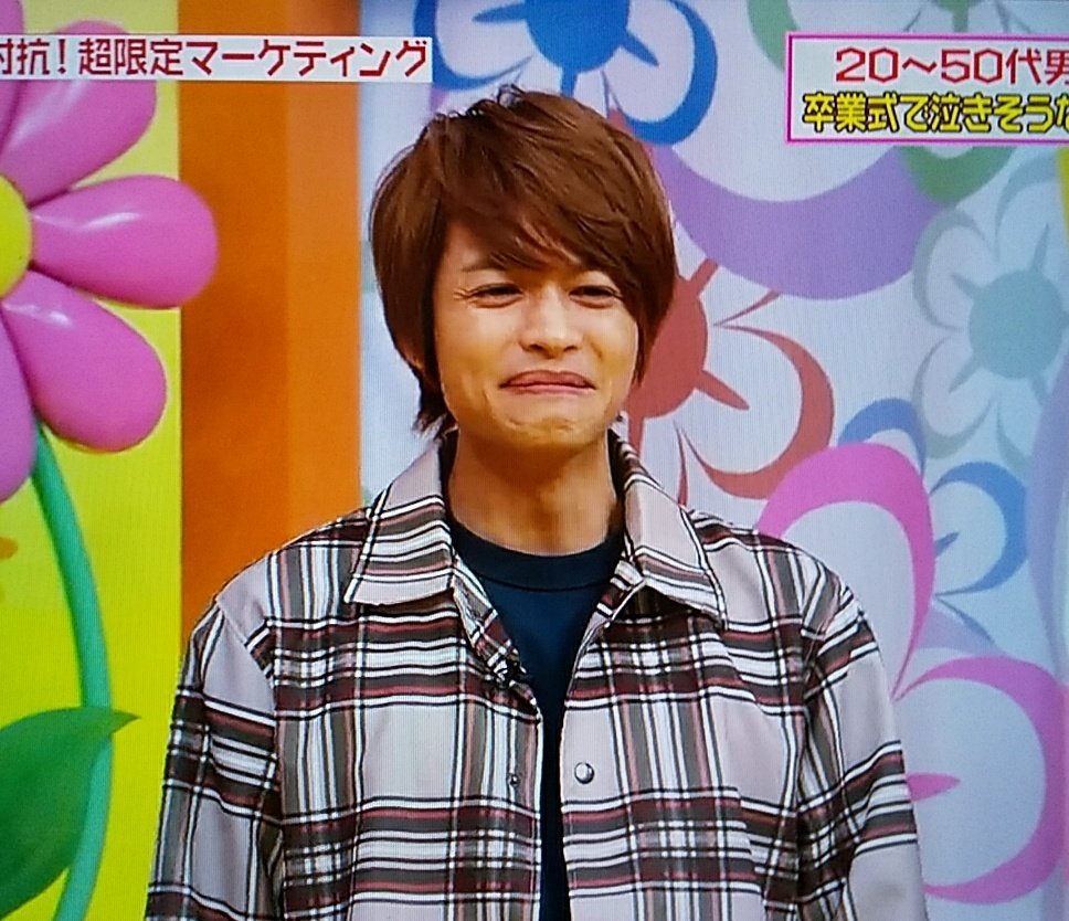 ট ইট র じゅんじゅんlove 黄色濃いめの虹色ジャス民 昨日のヒルナンデスの淳太くんの泣き顔可愛すぎてエンリピしてる ヒルナンデス ジャニーズwest 中間淳太