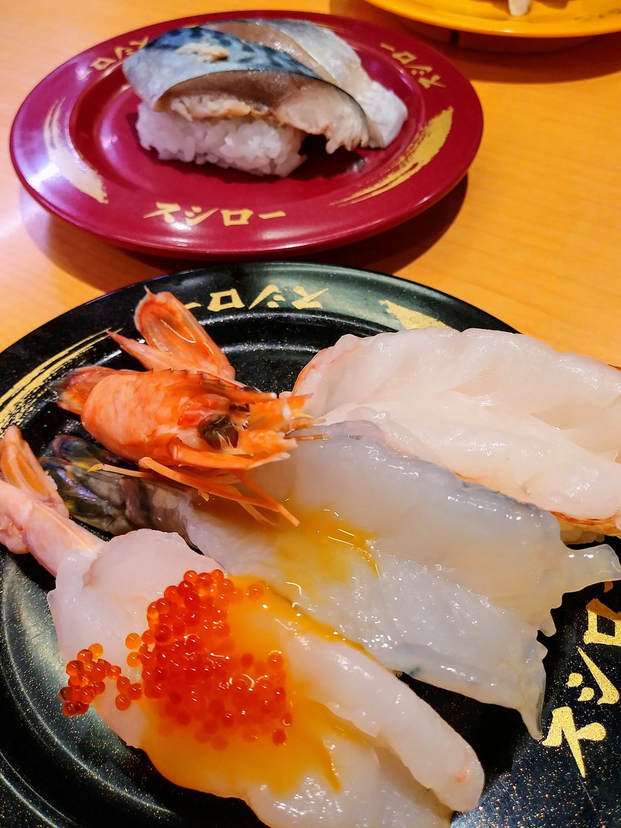 カナへーナ در توییتر 回転寿司は普段より空いてて オーダー品メインで回ってました そのうちオーダーのみで客席まで運ぶとか カバーつきで対応になるのかな 3貫盛り祭り まだやってます 期間限定ふわとろうなぎと 特大ジャンボほたて貝柱 生ほっき貝 わたし